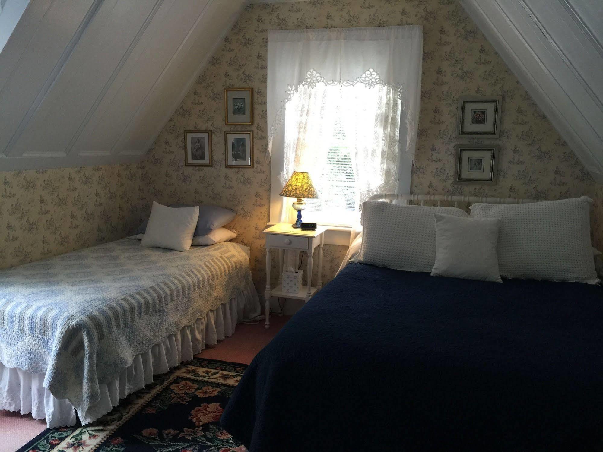 Shaw House 3* Ferndale